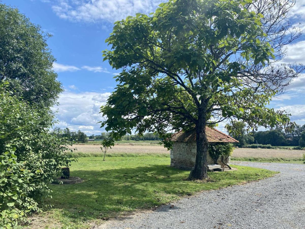 Le Plessis Villa Parcay-les-Pins Bagian luar foto